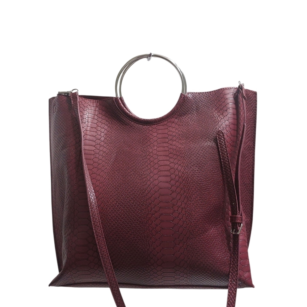 👜 Banana Republic Red and Silver Crossbody Tote with Circular Handle - Picture 2 of 5